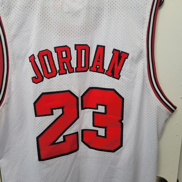 Michael Jordan Chicago Bulls NBA Basketball Jersey Mitchell Ness Mens 2XL - Picture 11 of 11